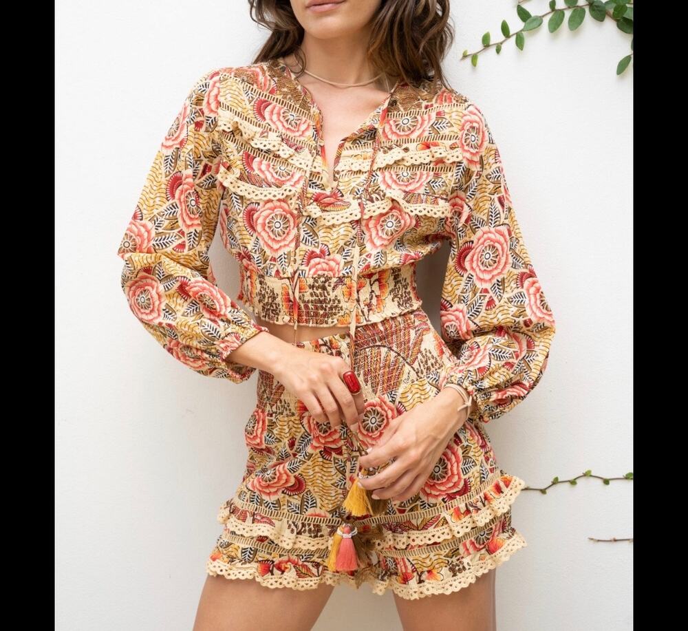 New Gypsy queen boho long sleeve blouse sz Large
